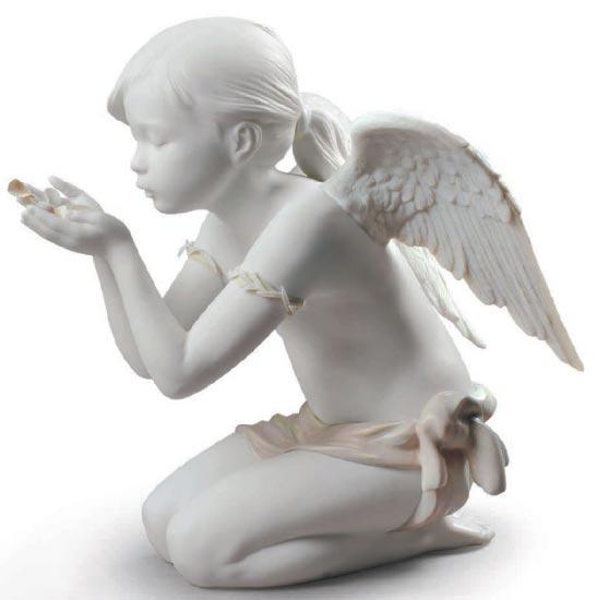 Lladro Angel Figurines – Biggs Ltd