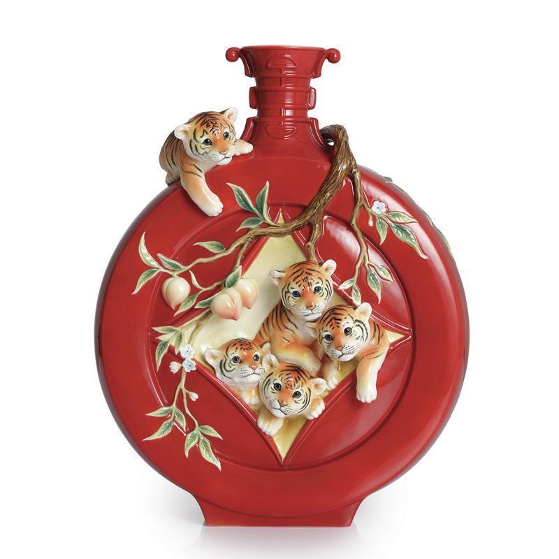 Franz Collection Five Baby Tigers & Peach Red Large Vase FZ02316